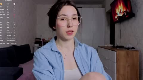 honey_peachy online show from May 12, 4:13 pm