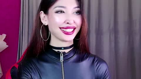 yani  online show from December 27, 9:11 pm