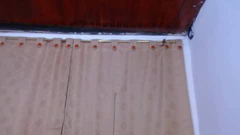 honeypussy3021 online show from June 1, 10:17 am