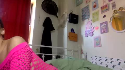 Snapshot of honeyruby chatting on October 22, 3:39 pm Ruby Sparks online show from October 22, 3:39 pm