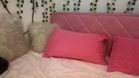 honeyyy89 online show from March 9, 6:55 pm