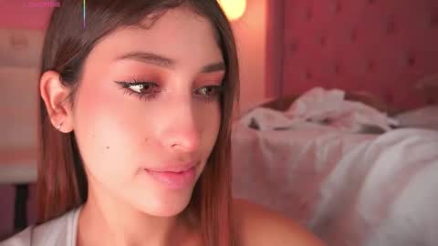 Honey Moon  Help me to reach 100 thumbs up online show from February 5, 8:34 pm