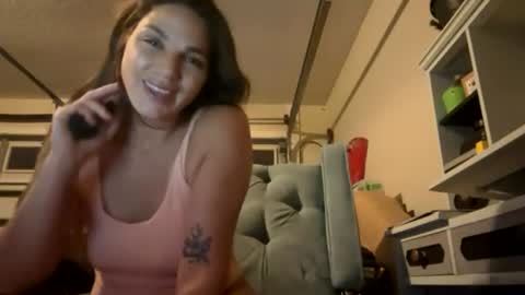 HoodHippy online show from June 14, 6:36 am