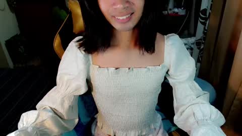 mae online show from January 11, 3:13 am