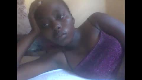 Snapshot of hornygal001 chatting on January 7, 4:39 am hornygal001 online show from January 7, 4:39 am