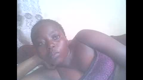 Snapshot of hornygal001 chatting on February 4, 12:44 pm hornygal001 online show from February 4, 12:44 pm
