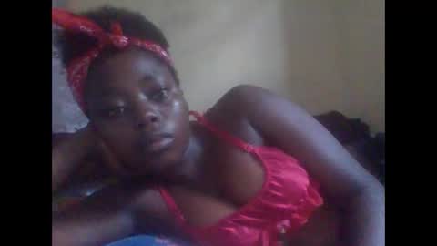 Snapshot of hornygal001 chatting on December 13, 3:38 am hornygal001 online show from December 13, 3:38 am