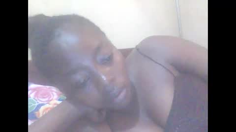 Snapshot of hornygal001 chatting on September 17, 6:44 am hornygal001 online show from September 17, 6:44 am
