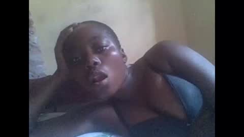 Snapshot of hornygal001 chatting on December 30, 6:31 am hornygal001 online show from December 30, 6:31 am