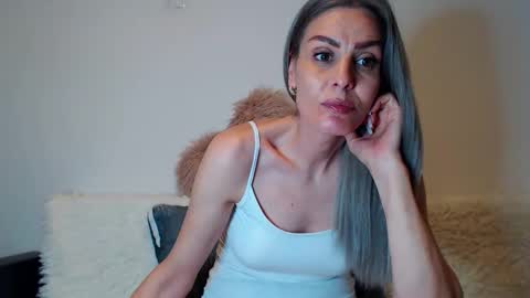 AshlineKatte online show from March 29, 3:55 pm