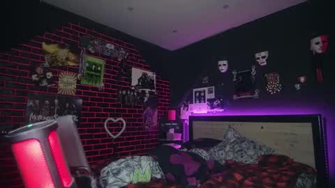 Messalina Horror online show from November 6, 9:42 pm