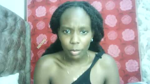 Snapshot of hot_berry2003 chatting on October 7, 9:08 pm Millie online show from October 7, 9:08 pm