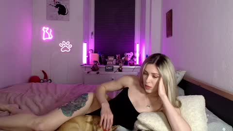 Dashka online show from April 22, 10:29 pm