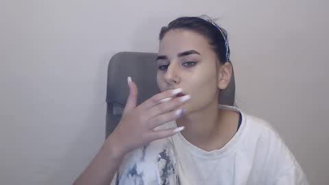 Snapshot of hot_bruny chatting on October 9, 1:59 pm Bruny online show from October 9, 1:59 pm