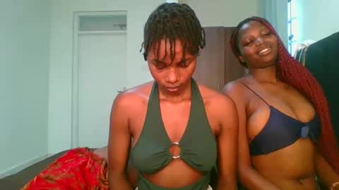 Hot petite online show from May 1, 10:18 am
