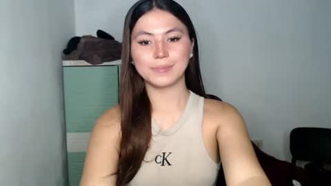 Nikki  online show from May 10, 3:58 pm
