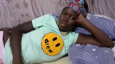 hot_shawrry online show from January 27, 2:24 pm