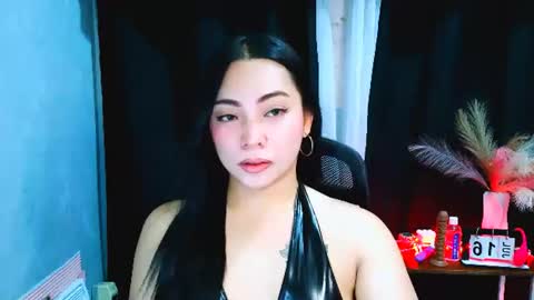 hot_xirene online show from July 16, 11:48 am