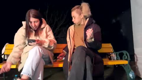 Anna online show from February 28, 7:35 pm