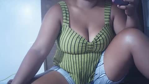 hotflowerclit online show from December 21, 5:12 am