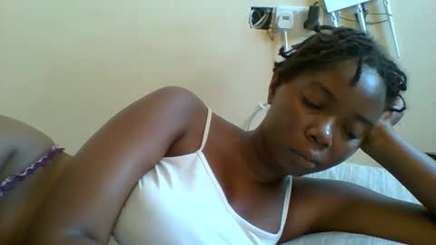 Queen online show from February 26, 7:51 am