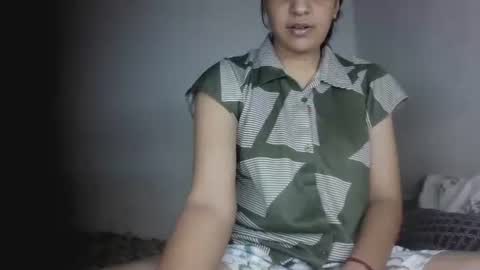 lola online show from May 25, 6:12 am