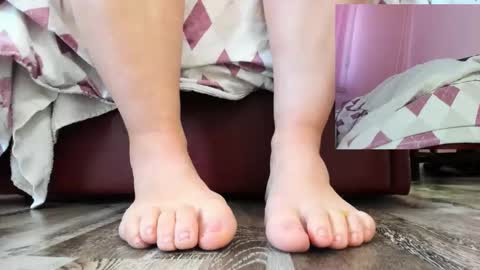 Monica online show from November 21, 9:44 am