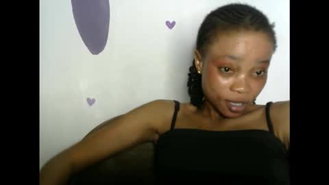 Snapshot of hottie_baddie14 chatting on October 26, 11:00 pm hottie baddie14 online show from October 26, 11:00 pm
