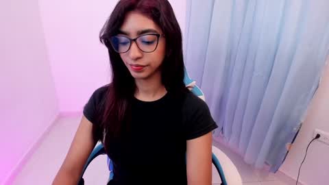 Veronica independent model online show from February 4, 2:32 pm