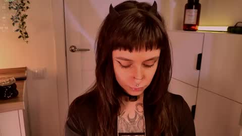 Mika online show from April 19, 7:16 pm