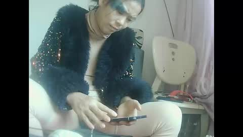 hujiajia520321431 online show from November 28, 6:49 am