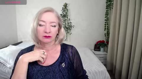 Irena online show from November 30, 11:20 pm