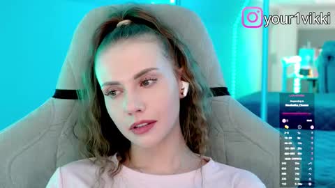 Vika online show from November 12, 10:19 pm