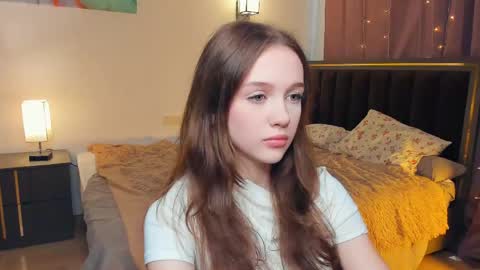Lily online show from May 16, 6:27 am