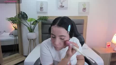 Eli online show from December 14, 2:44 am