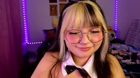 Zoe 3 online show from April 6, 4:46 am