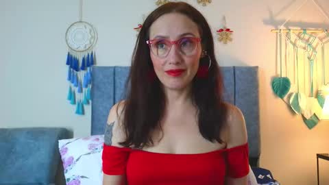 Iberian Moon online show from November 28, 7:39 pm