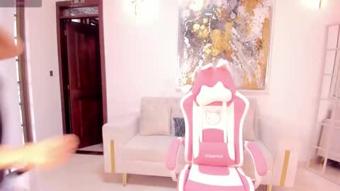 Ibiza  online show from January 7, 11:57 am