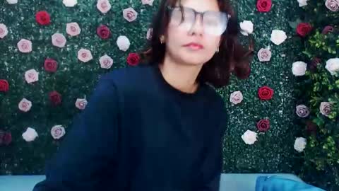 Snapshot of ice_199 chatting on October 22, 1:32 am ice_199 online show from October 22, 1:32 am