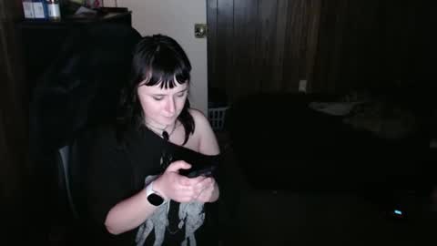 idamilliscent online show from October 30, 3:20 am