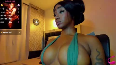 Idara Smith online show from June 13, 2:09 am