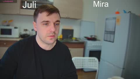 Julia and Mira online show from March 5, 1:39 pm