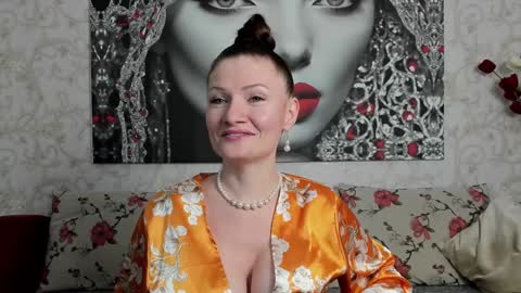 Snapshot of illegalbeauty87 chatting on February 3, 7:51 am Ingrid or more easier...Miss GoDDess Mistress online show from February 3, 7:51 am