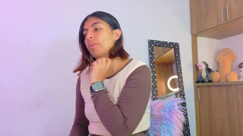 im_anna_ online show from December 4, 9:37 pm