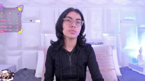 Moly  online show from November 9, 3:30 pm