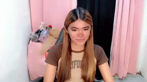 im_yourfairyannaxx online show from April 5, 7:51 am