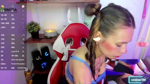 Lisa Hyga online show from October 27, 10:04 pm