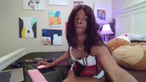 Snapshot of iman_love chatting on January 22, 5:17 pm iman_love online show from January 22, 5:17 pm