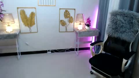 Ashley online show from January 2, 10:22 pm