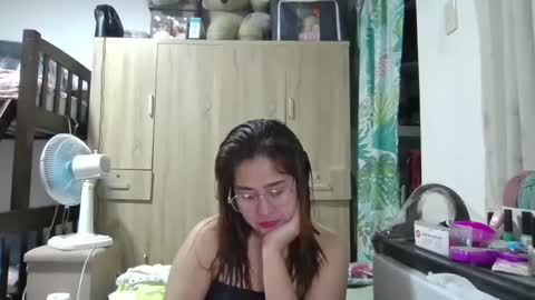 Snapshot of immaculate02 chatting on February 13, 3:35 pm Immaculate02 online show from February 13, 3:35 pm